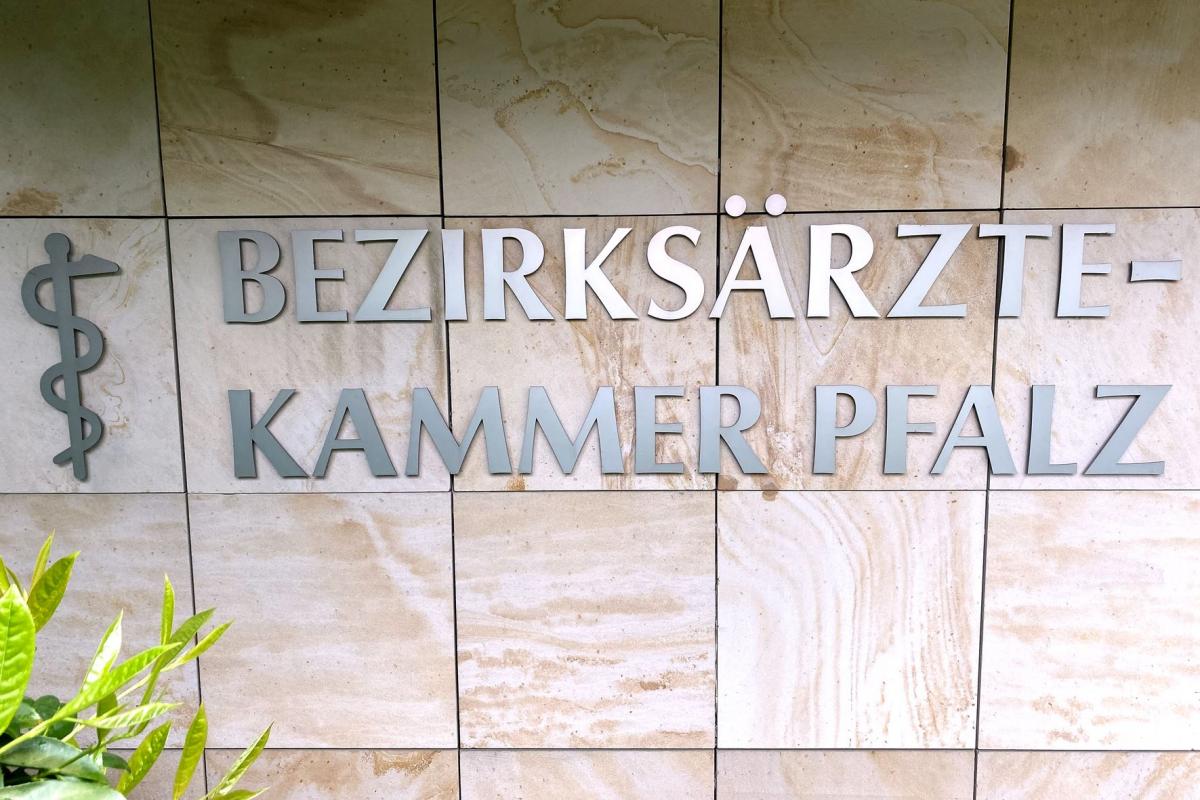 Online Beantragung von Weiterbildungsbefugnissen